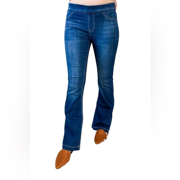 Cello Pull-On Flare Jegging – Size Medium - Picture 1 of 8